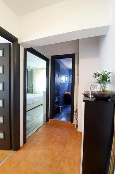 Apartament cu 3 camere decomandat în Vitan Mall