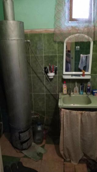 Casă cu 3 camere cu Teren 1600 Mp în Roua
