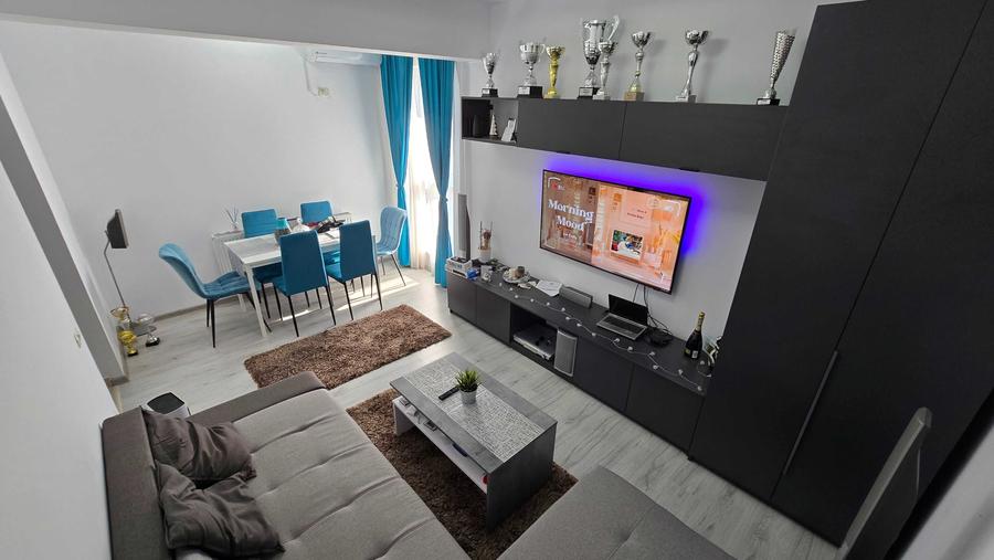 Apartament cu 2 camere decomandat în Dobroești