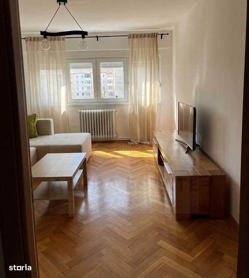Apartament cu 3 camere decomandat în Mihai Viteazul