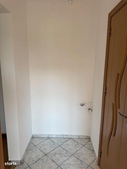 Apartament cu 2 camere semidecomandat în Pantelimon
