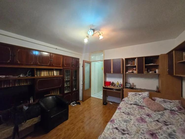 Garsonieră semidecomandată în Vitan