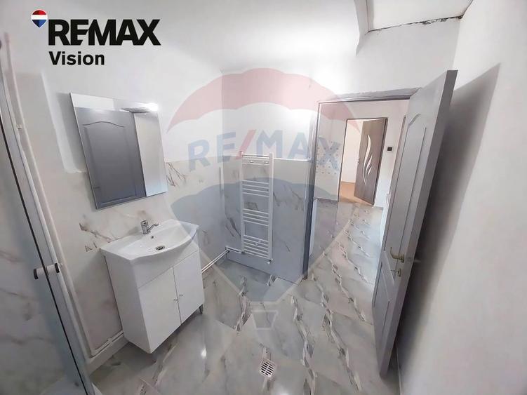 Casă individuală cu 4 camere cu Teren 284 Mp în Brestei
