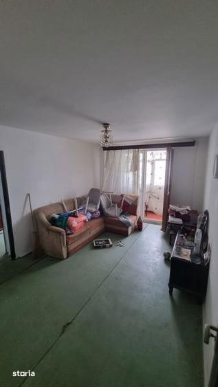 Apartament cu 2 camere în Tei