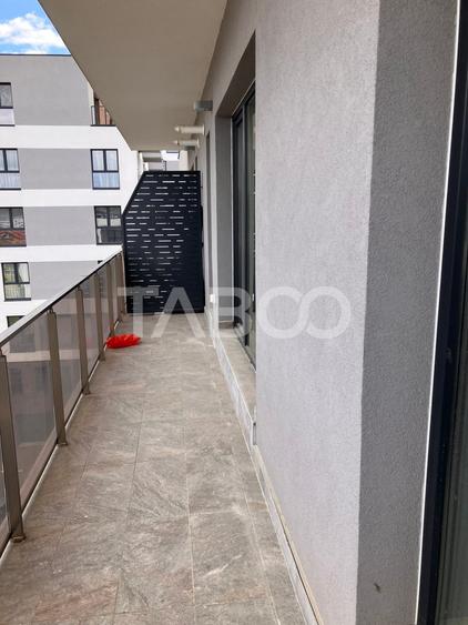 Apartament cu 2 camere semidecomandat, mobilat în Florești