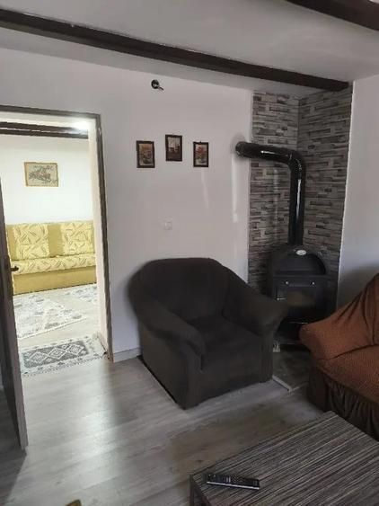 Casă cu 3 camere în Uileacu de Munte