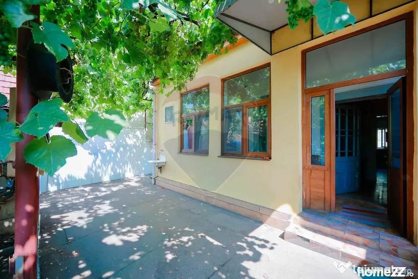 Casă cu 3 camere cu Teren 250 Mp în Lotus