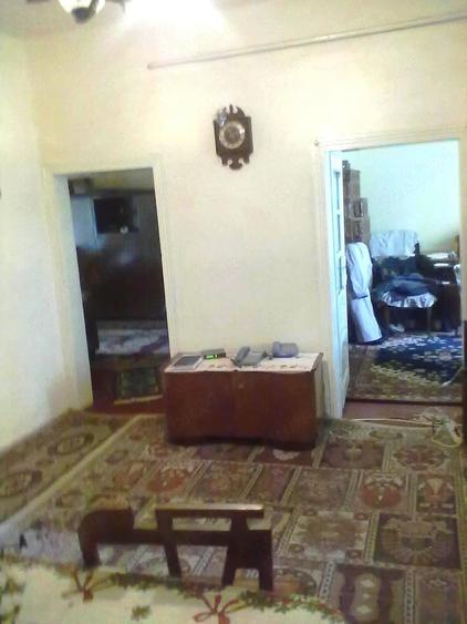 Casă cu 4 camere cu Teren 100 Mp în Dorobanți