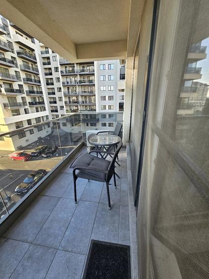 Apartament cu 2 camere decomandat în Sărari