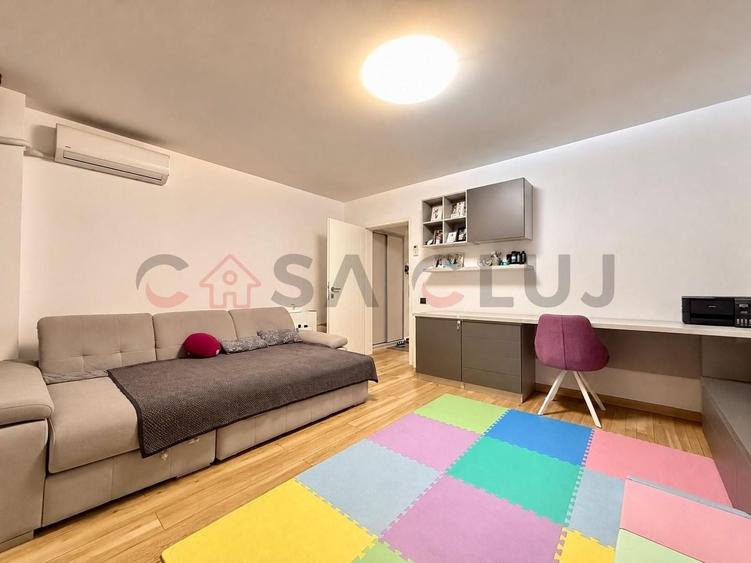 Apartament cu 3 camere decomandat, mobilat în Borhanci