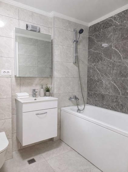 Apartament cu 2 camere decomandat în Energia