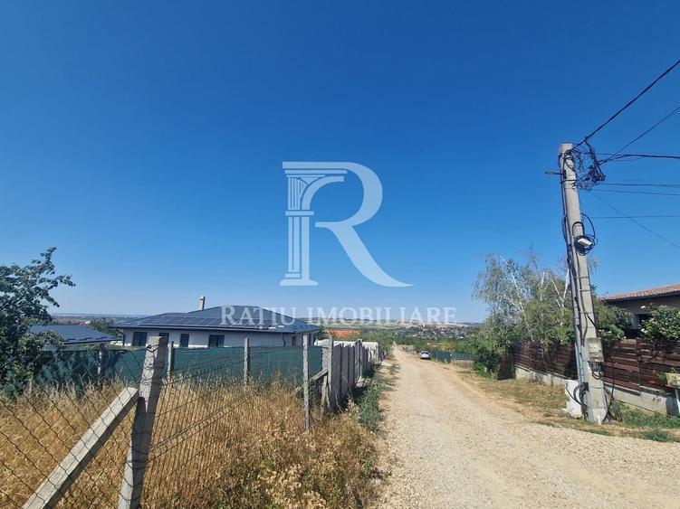 Teren Construcții intravilan de 1000 mp, în Paleu