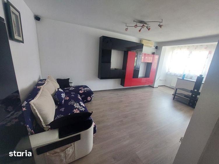 Apartament cu 3 camere în Nicolae Bălcescu