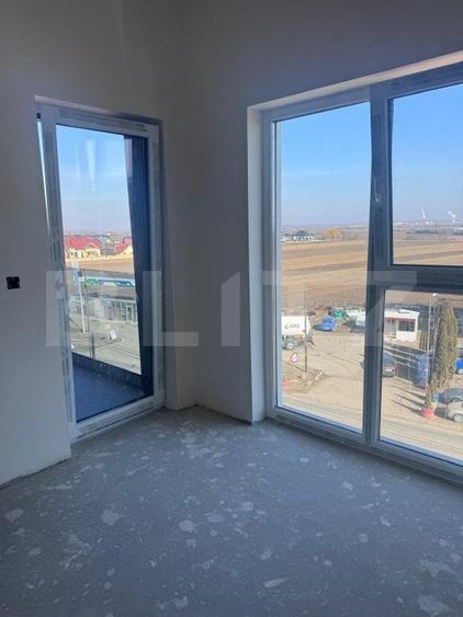 Apartament cu 3 camere decomandat, mobilat în Central — fotografia 3