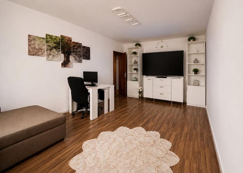 Apartament cu 2 camere decomandat, mobilat în Soarelui