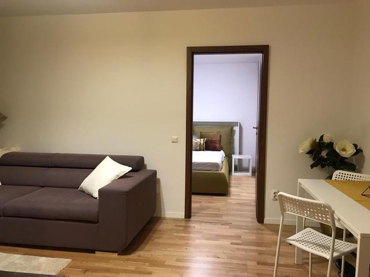 Apartament cu 2 camere semidecomandat în Universitate