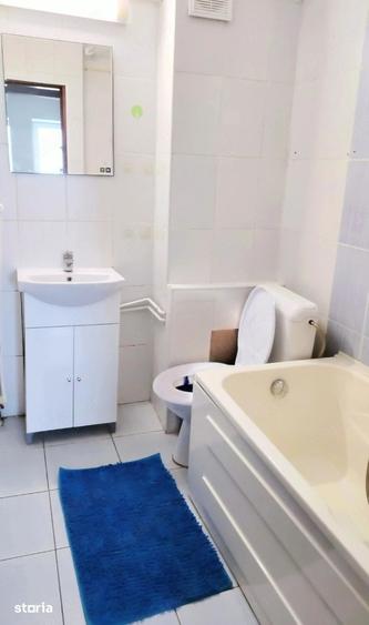 Garsonieră decomandată în Sud