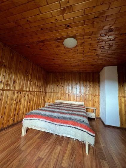 Casă cu 4 camere în Câmpulung Muscel