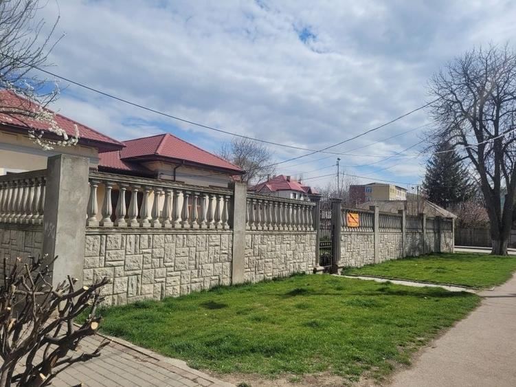 Casă cu 4 camere în Ultracentral