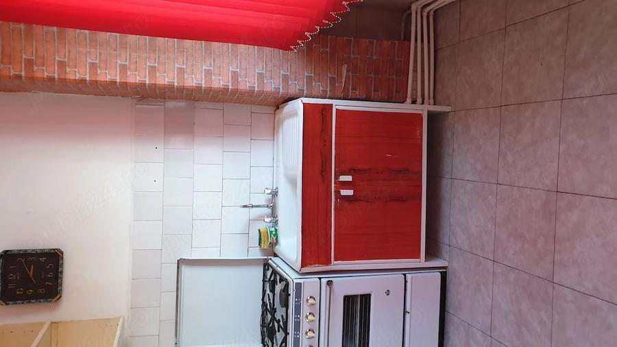Garsonieră semidecomandată în Școlilor