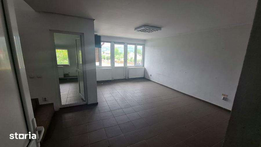 Casă cu Teren 272 Mp în Băiculești