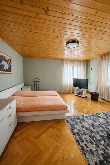 Casă individuală cu 5 camere cu Canalizare în Gheorgheni