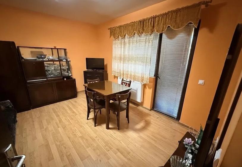 Apartament decomandat, etajul 1, garaj individual, strada Stejarului - 2