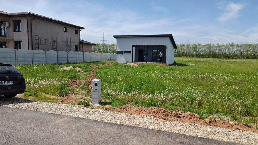 Casă cu 3 camere în Dumbrava