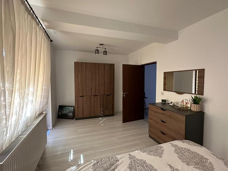 Duplex cu 4 camere cu Teren 250 Mp în Bragadiru