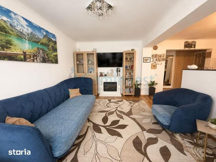 Apartament cu 3 camere decomandat în Iosia