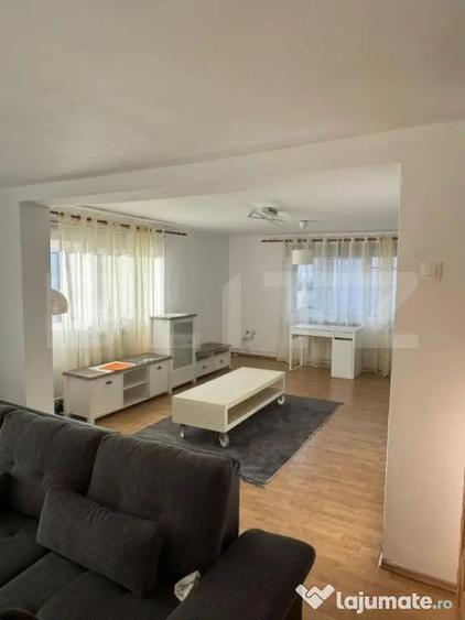 Casă cu 5 camere cu Teren 464 Mp în Unirea