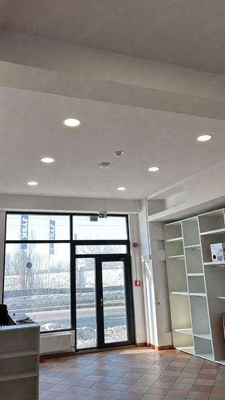 Spațiu comercial, de 457 mp, în Exterior Vest