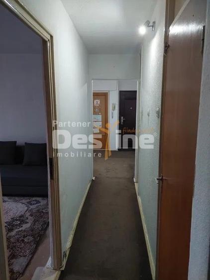 Apartament cu 3 camere decomandat, mobilat în Rahova