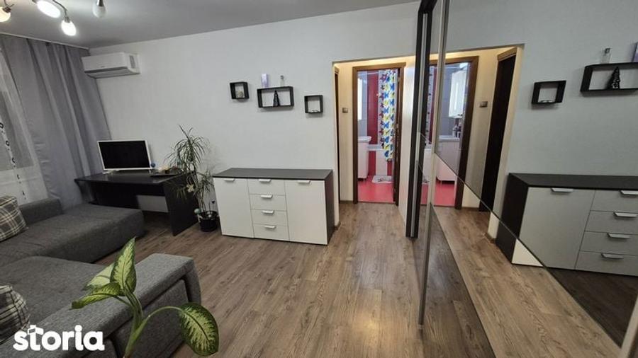 Apartament cu 3 camere în Calea Aradului