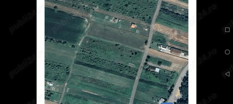 Teren de 1200 mp, în Poplaca