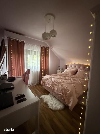 Casă cu 4 camere cu Teren 276 Mp în Valea Borcutului