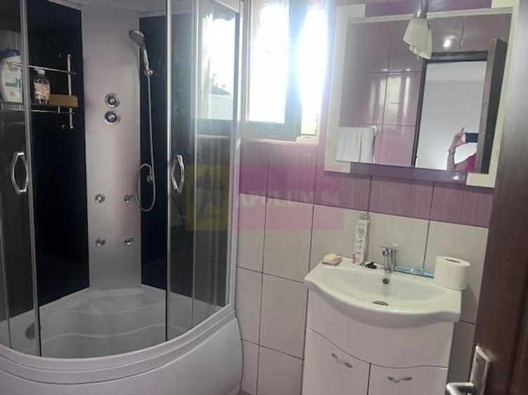 Casă individuală cu 3 camere cu Canalizare în Giurgiului