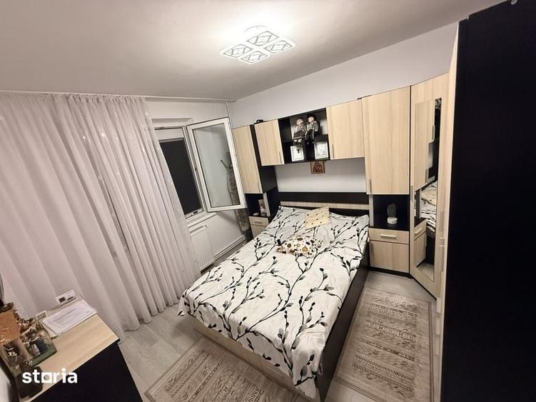 Apartament cu 3 camere în Crângași