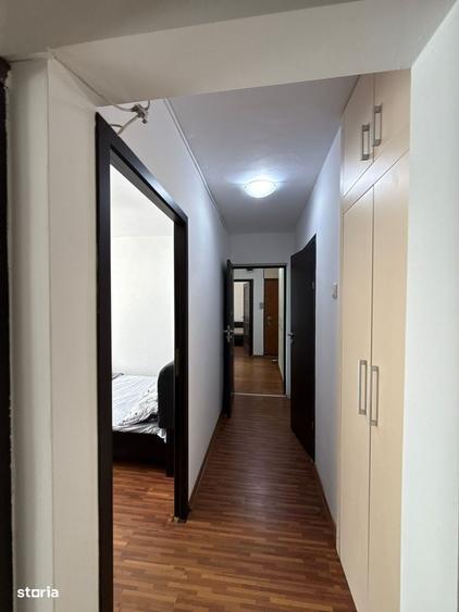 Apartament cu 3 camere decomandat în Decebal