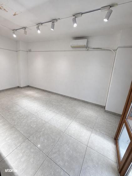 Spațiu comercial, de 28 mp, în Alexandru cel Bun