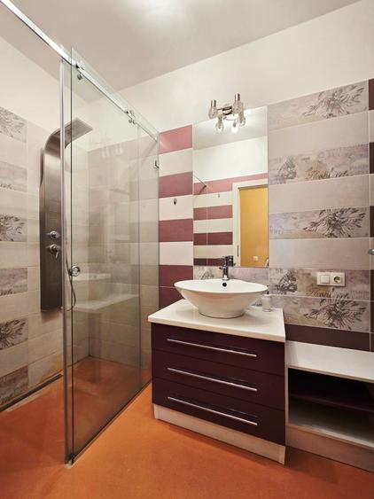 Apartament cu 3 camere în Banu Mărăcine