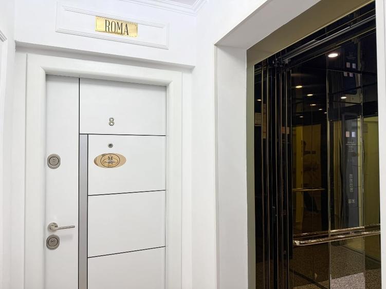 Apartament cu 2 camere decomandat în Sisești