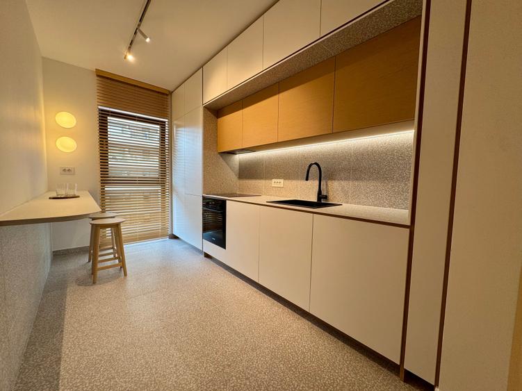 Apartament cu 3 camere decomandat în Pipera
