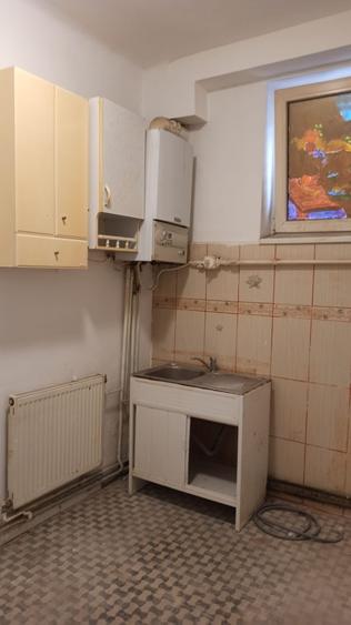 Apartament cu 2 camere decomandat în Știrbei Vodă