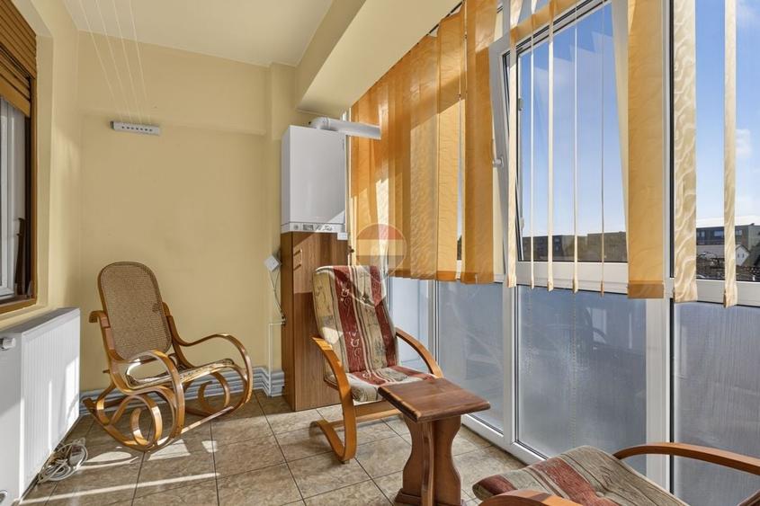 Apartament cu 3 camere decomandat, mobilat în Aurel Vlaicu