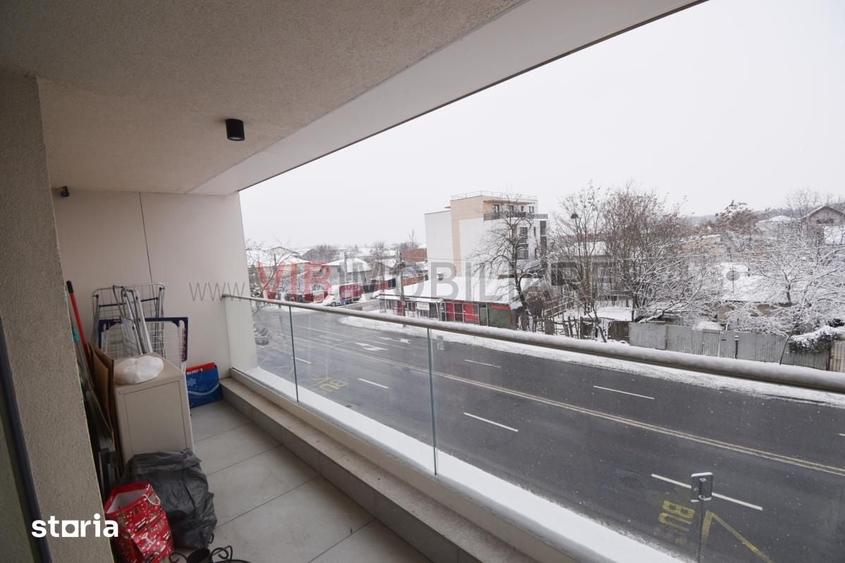 Apartament cu 3 camere decomandat în Străulești