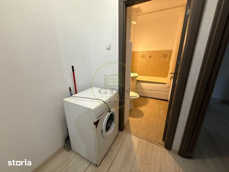 Apartament cu 2 camere semidecomandat în George Enescu