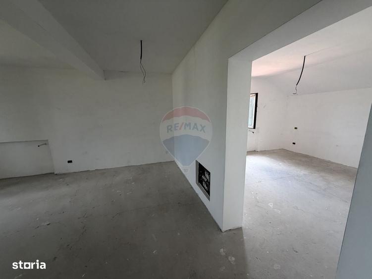 Casă cu 4 camere în Lămotești