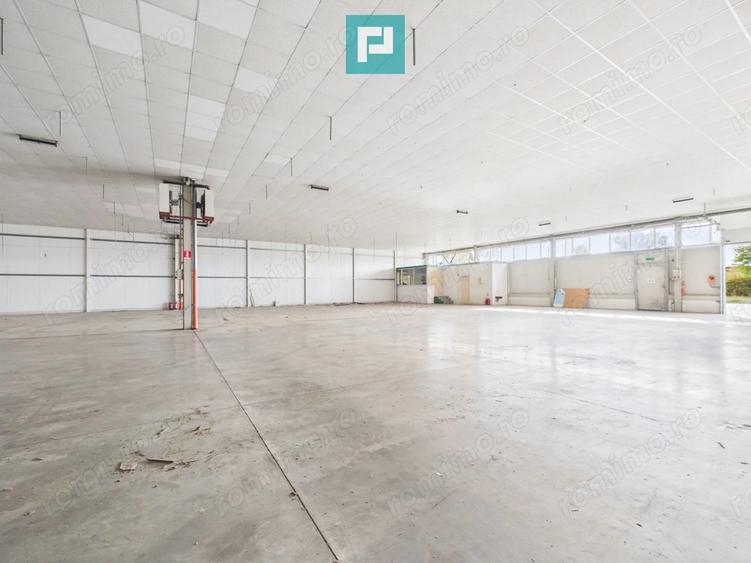 Spațiu comercial, de 1,332 mp, în Ghiroda