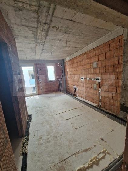 Apartament cu 2 camere decomandat în Sud